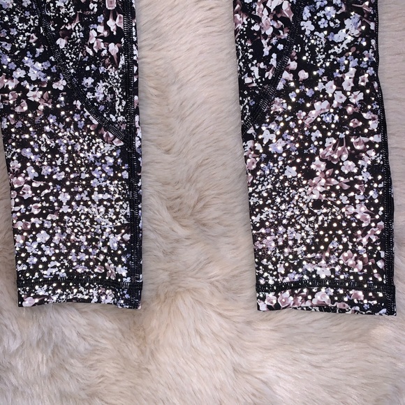 Lululemon leggings floral spritz multi NWOT - Picture 5 of 10